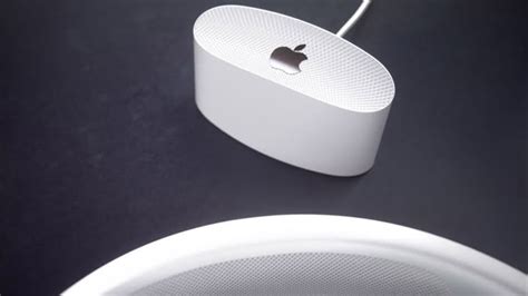 A­p­p­l­e­’­ı­n­ ­K­a­f­a­ ­Ü­s­t­ü­ ­G­i­z­e­m­l­i­ ­K­u­l­a­k­l­ı­ğ­ı­ ­G­ö­r­ü­n­d­ü­